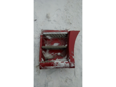 Корпус подножки левый в сборе SH F3000 тягач красный SHAANXI / Shacman (ШАНКСИ / Шакман) DZ13241240411 фото 1 Калининград